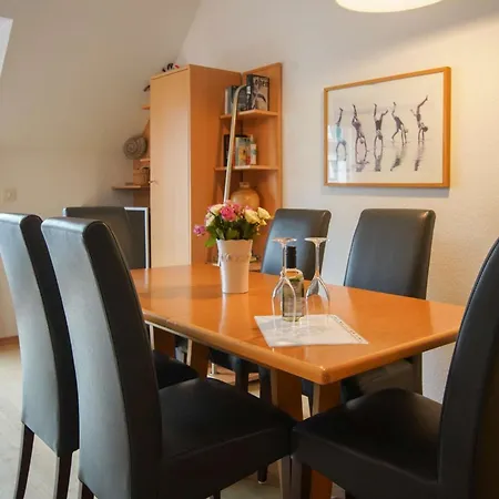 Apartment Traumschiff 3 *